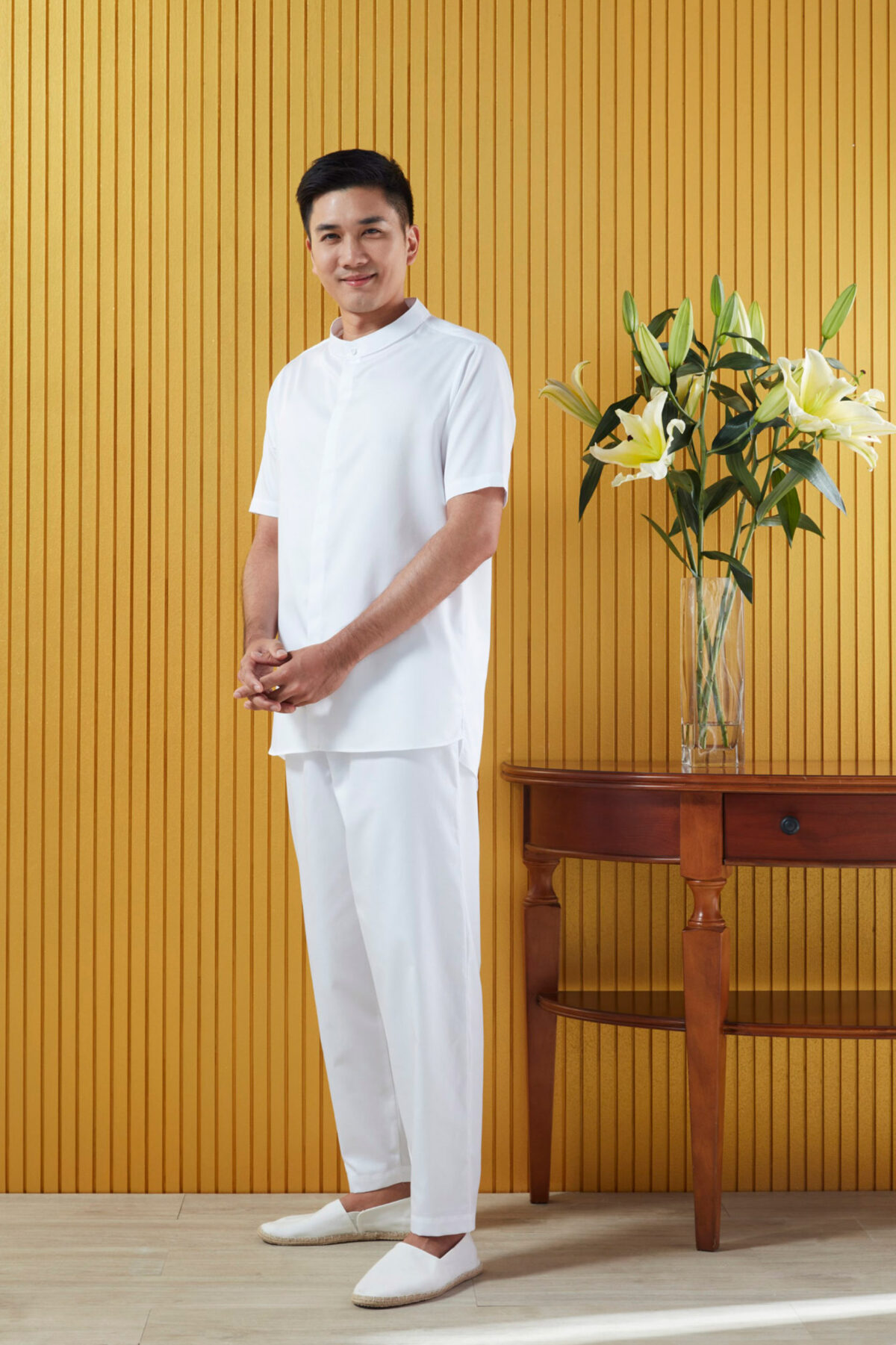 ชุดปฎิบัติธรรมดารณี รุ่น Royal Jasmine ผู้ชาย - Image 1