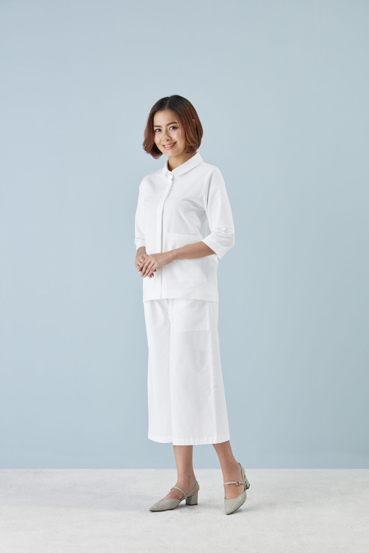 Pround_0004_ProudClothes_3237 ชุดปฎิบัติธรรมดารณี รุ่น พราว ผู้หญิง - Image 1