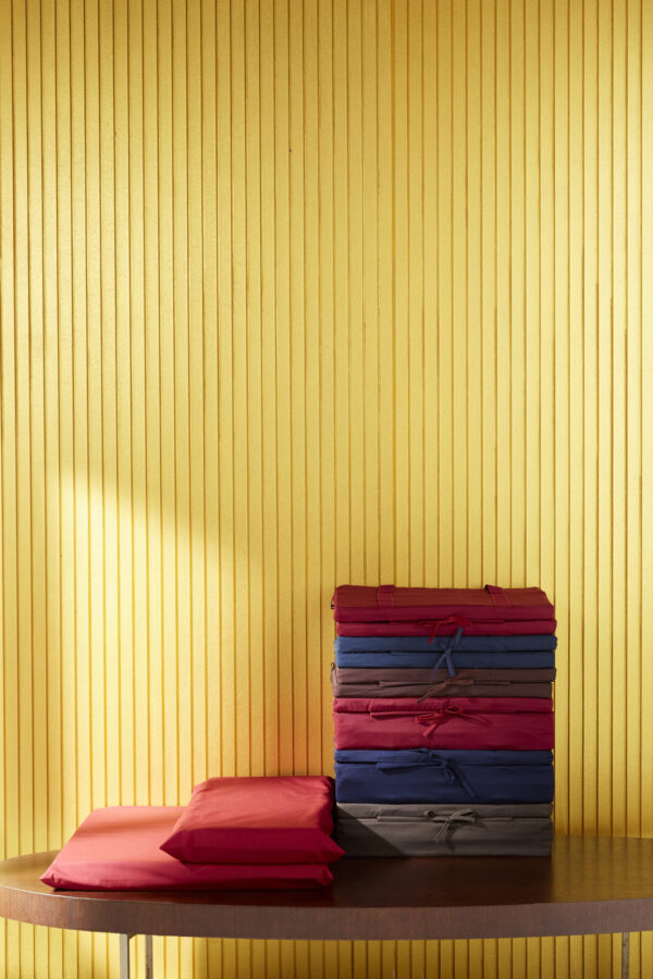 อาสนะะพกพา แบบเรียบ